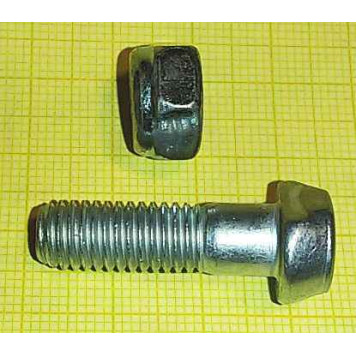 Болт карданный ВАЗ 2101-07 с гайкой <b>БелЗАН 21010-2201107-СБ</b>-1