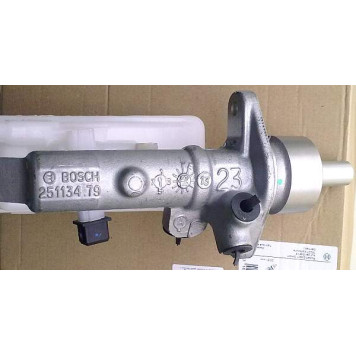 Главный тормозной цилиндр BOSCH 0 204 123 705-5