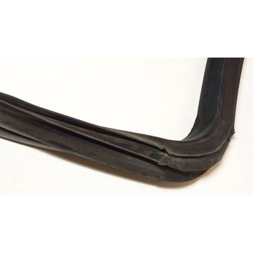 Уплотнитель бокового стекла ВАЗ 2131 <b>БРТ 2131-5403122Р</b>-2