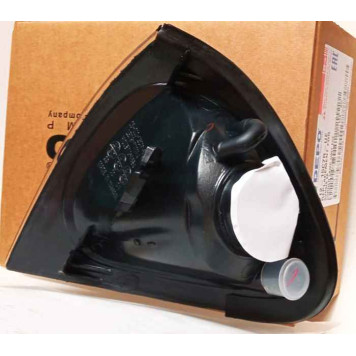 Указатель поворота правый TOYOTA AVENSIS 1997- (CALDINA CT220) / DEPO 212-15C7R-UE-3