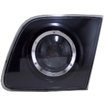 Вставка в крышку багажника MAZDA 3 / AXELA 03-08 4D <b>DEPO 216-1306R-LD-AE</b>