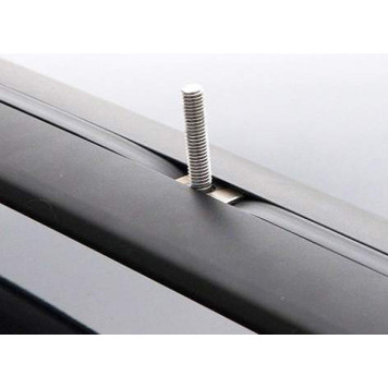 Перекладина поперечная аэродинамическая INNO XB93-2