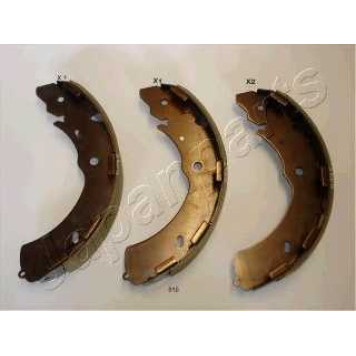 Комплект тормозных колодок задний для ISUZU D-MAX(TFR,TFS) / MITSUBISHI L 200(KA#T,KB#T) <b>JAPANPARTS GF-510AF</b>