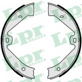 Комплект колодок стояночной тормозной системы LPR 81085 / 01085