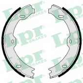 Комплект колодок стояночной тормозной системы LPR 89020 / 09020