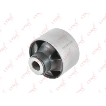 Сайлентблок / кронштейн дифф. / зад. подв. подходит для TOYOTA Hiace IV 2.4-2.7 95> <b>LYNXAUTO C9919</b>