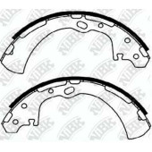 Комплект тормозных колодок задний для NISSAN ELGRAND, NAVARA, PATHFINDER, PICKUP, TERRANO, TRADE, URVAN, VANETTE <b>NiBK FN1174</b>