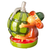 Сувенир "Обезьяна с гранатой" 8см