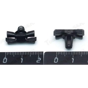 Пистон молдинга ВАЗ 2103 МУХА <b>Пластик 2106-5003010</b>