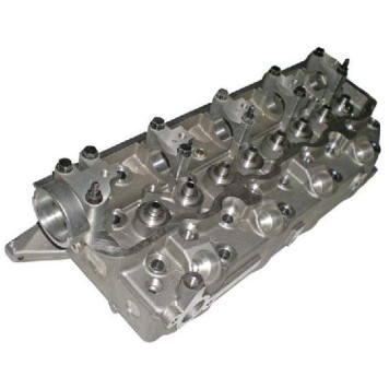 Головка блока MITSUBISHI CANTER / PAJERO / L200 4D56 HYUNDAI H1 / STAREX / GALLOPER D4B# 94-02-2.5mm. <b>SAT 11101-4D56-C</b>