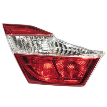 Вставка в крышку багажника TOYOTA CAMRY 11-14 <b>SAT ST-112-1314L</b>