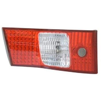 Вставка в крышку багажника TOYOTA CAMRY 99-01 только европа <b>SAT ST-212-1315ER</b>