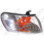 Габарит TOYOTA COROLLA 97-02 хрусталь <b>SAT ST-212-15D8R</b>