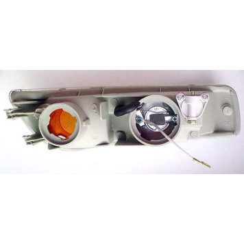 Поворотник TOYOTA CORONA 94-96 / CALDINA 96-02 с туманкой <b>SAT ST-212-1667CL</b>-2