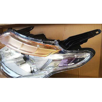 Фара MITSUBISHI L200 15- <b>SAT ST-214-11ADL-EM1</b>-2