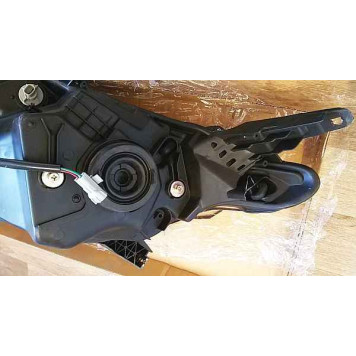 Фара MITSUBISHI L200 15- <b>SAT ST-214-11ADR-EM1</b>-4