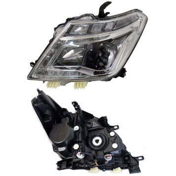 Фара NISSAN PATROL 13- лев. <b>SAT ST-215-11P3L</b>