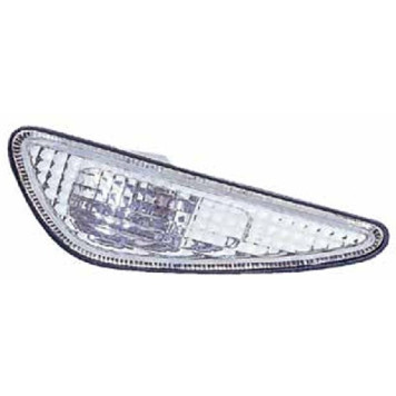 Поворотник в задний бампер NISSAN CEFIRO / MAXIMA 98-03 <b>SAT ST-215-1439R</b>