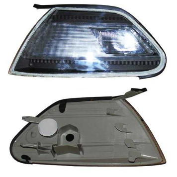 Габарит TOYOTA MARK II 96-01 темный <b>SAT ST-22-252BL</b>