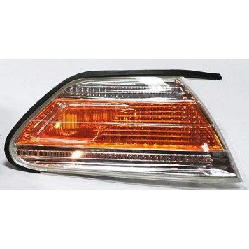 Габарит TOYOTA MARK II 96-98 22-252 <b>SAT ST-22-252R</b>-1