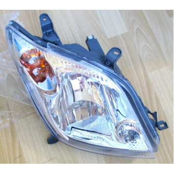 Фара TOYOTA IST 02-05 <b>SAT ST-312-1185R</b>-1