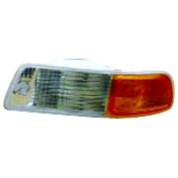 Поворотник TOYOTA RAV4 98-00 бело-желтый USA type <b>SAT ST-312-1635R</b>