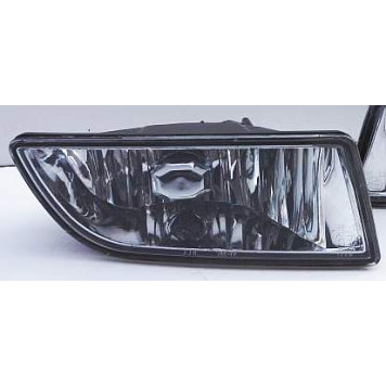 Фара противотуманная TOYOTA SUCCEED 02-05 <b>SAT ST-51-26R</b>