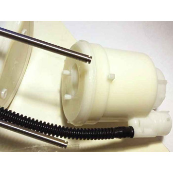 Фильтр топливный погружной TOYOTA VITZ / IST / YARIS / BELTA / RACTIS 05- <b>SAT ST-77024-52171</b>-2