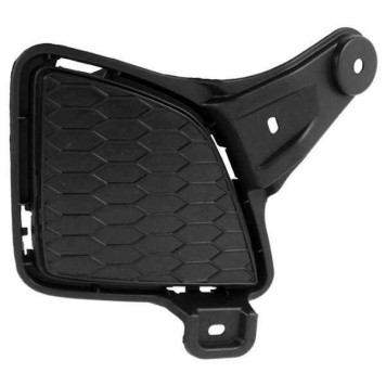 Заглушка в бампер TOYOTA HIACE / QUANTUM 10-14 прав. <b>SAT ST-TY74-000C-B1</b>