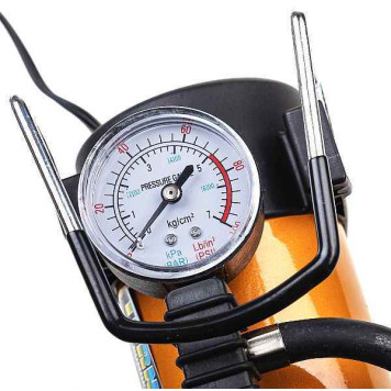 Компрессор поршневой SkyWay TORNADO AC-580 (30 л/мин, 100W, до 7атм, 3 насадки, чехол) S02001022-2