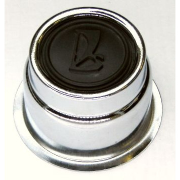 Колпак ступицы ВАЗ 2107 металл с черной эмблемой ПЛАСТИК (2107-3101012)