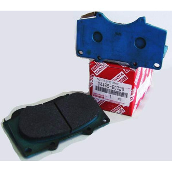 Колодки тормозные FR LEXUS GX470 / 460, LAND CRUISER PRADO 120 / 150 02- <b>TOYOTA 04465-60320</b>