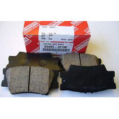 Колодки тормозные RR RAV4 / CAMRY 06- <b>TOYOTA 04466-33180</b>