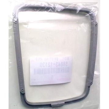 Окантовка рычага КПП TOYOTA 5884312130-1