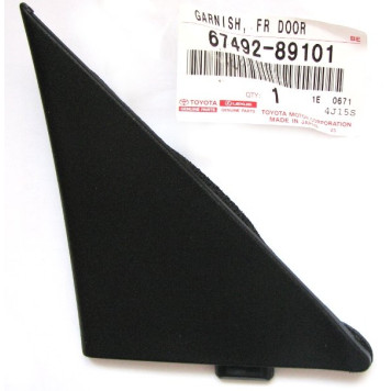 Накладка под зеркало двери, левая TOYOTA 67492-89101